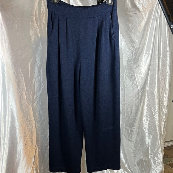 Elegant Navy Wide Leg Pants - Picture 1 of 10